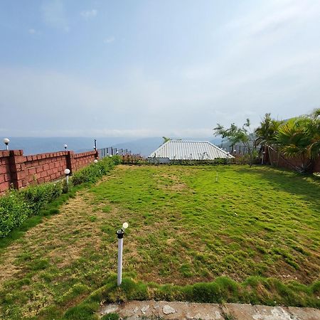 Paras Holiday Home Satara Exterior foto